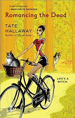 Romancing the Dead (Garnet Lacey #3) - Tate Hallaway