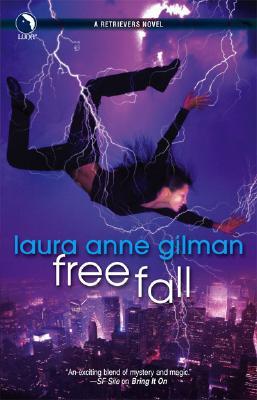  Free Fall (Retrievers, #5)  - Laura Ann Gilmore