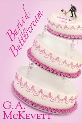 Buried in Buttercream (Savannah Reid Mystery, #17)