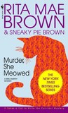 Murder, She Meowed (Mrs. Murphy, #5)